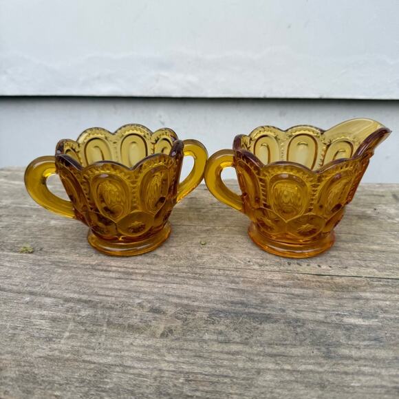 Vintage 60s L.E. Smith Moon and Stars Amber Glass Creamer and Sugar Set - Picture 1 of 7